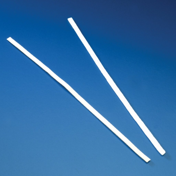 EYETEC 40-431 sterile PVA eye wick strips, 4mm x 170mm, designed for efficient fluid management during ophthalmic procedures.